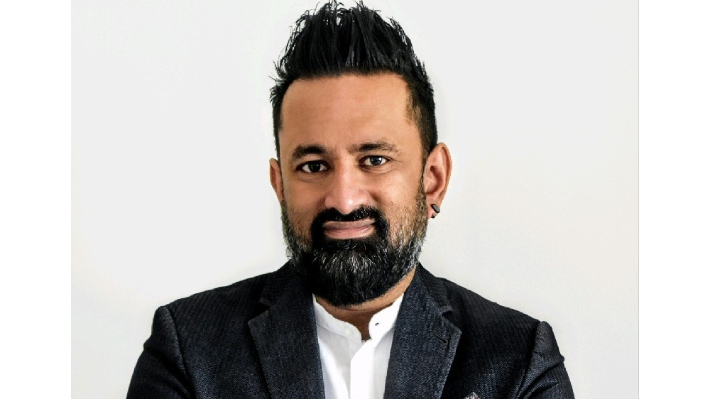 https://adgully.me/post/2357/havas-media-middle-east-promotes-naveen-mathews-as-gm