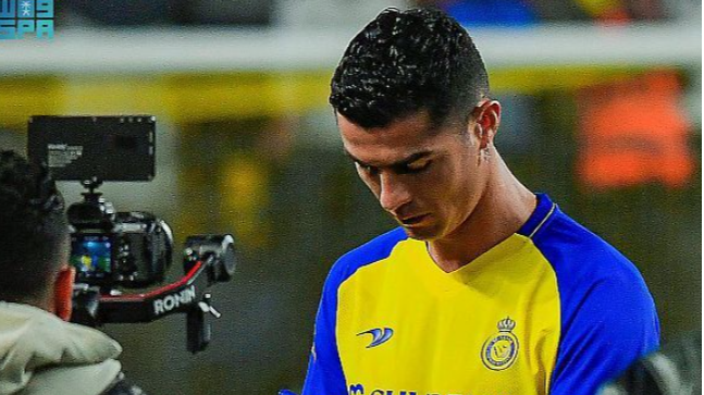 https://adgully.me/post/1232/cristiano-ronaldo-presented-by-al-nassr-after-transfer