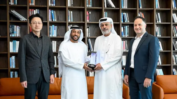 https://adgully.me/post/2038/mbzuai-and-ourcrowd-arabia-sign-mou-to-drive-funding-for-ai-startups