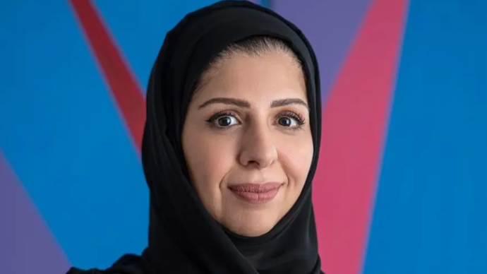 https://adgully.me/post/1618/du-appoints-hanan-ahmad-as-its-first-emirati-woman-cxo