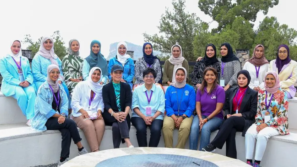 https://adgully.me/post/2976/visa-partners-with-lahunna-oman-to-shape-young-women-leaders-in-oman