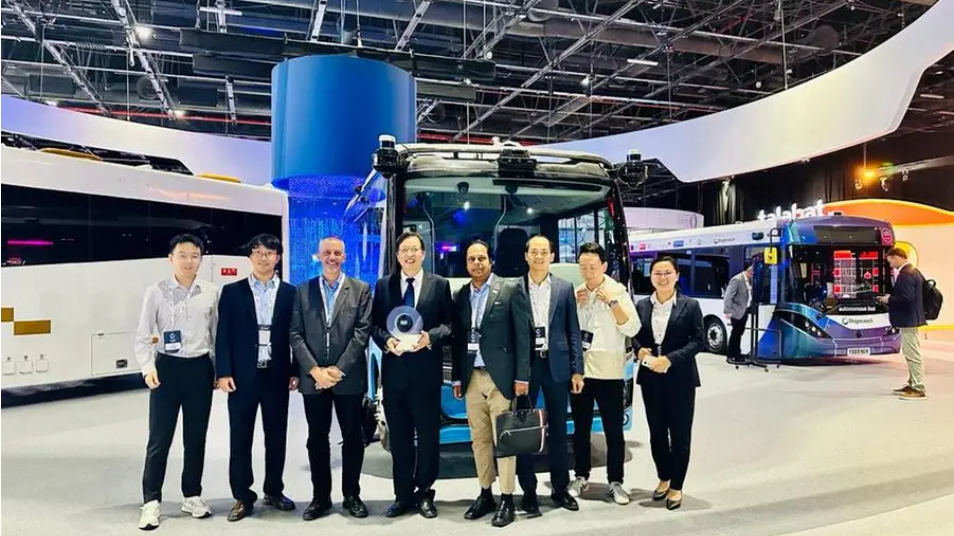 https://adgully.me/post/4355/king-long-secures-1mln-at-dubai-world-challenge-for-self-driving-bus