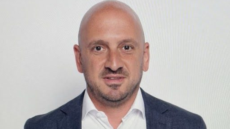 https://adgully.me/post/2406/adscholars-appoints-jad-abou-mitri-as-sales-commercial-director