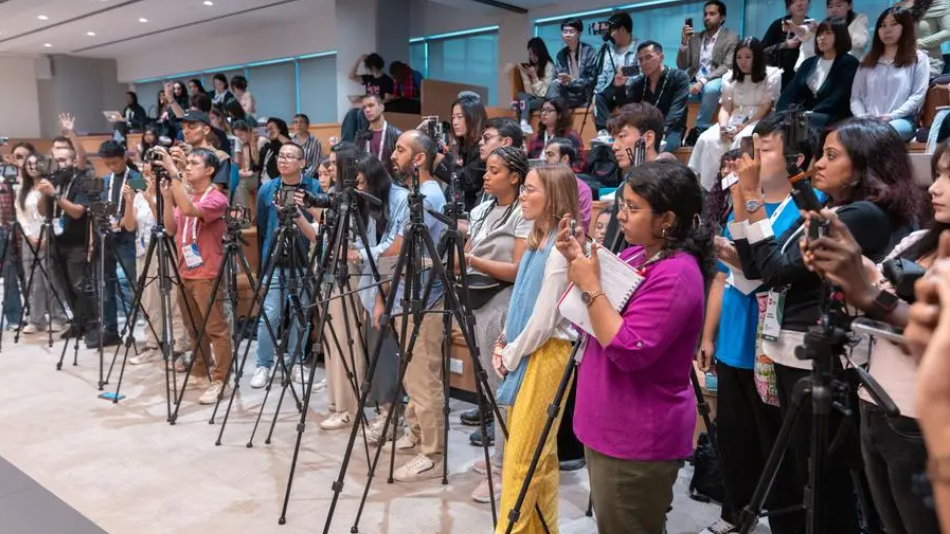 https://adgully.me/post/4865/global-cohort-of-110-journalists-unite-for-cnn-academys-climate-storytelling